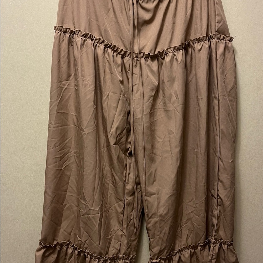 SHEIN Tan Frayed Hem Pants